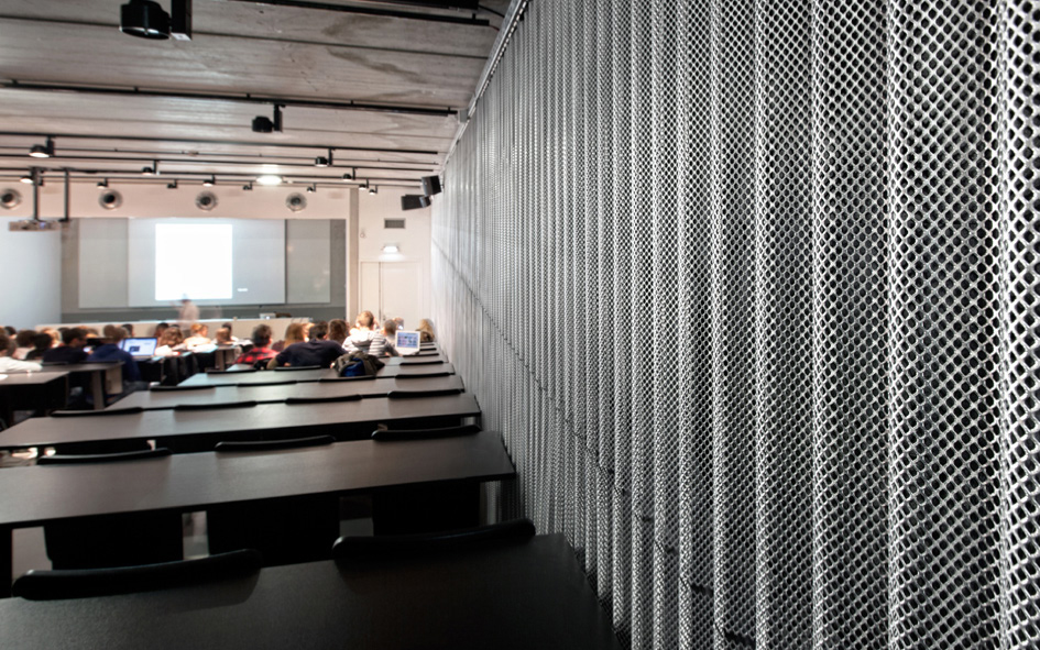 Tôle ondulée à l'Ecole Nationale Supérieure d'Architecture (ENSA) - Strasbourg (67)