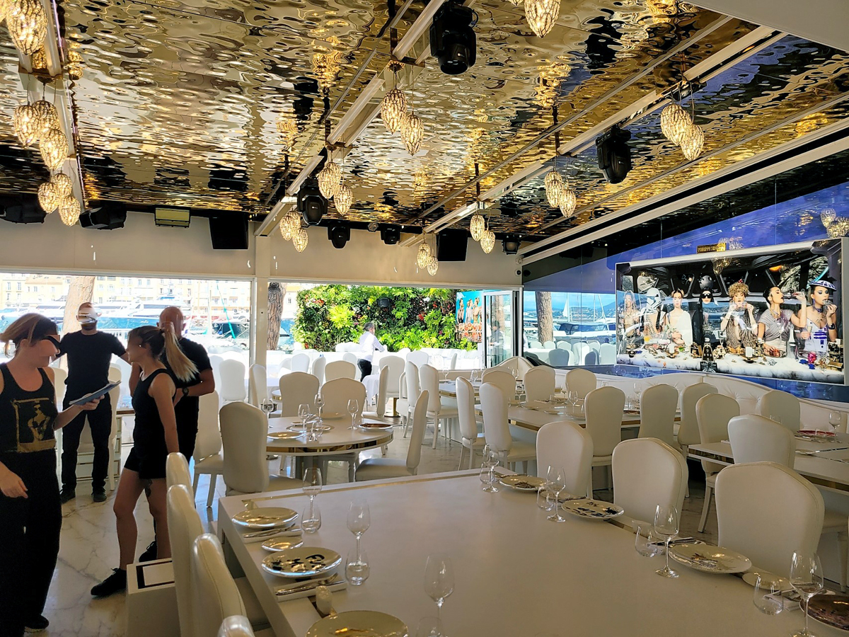 L'Opéra - Saint Tropez (83) - tôle embossée
